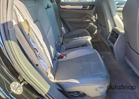 2022 Porsche Cayenne Coupe z USA, uszkodzony, nr VIN WP1BA2AY3NDA49763